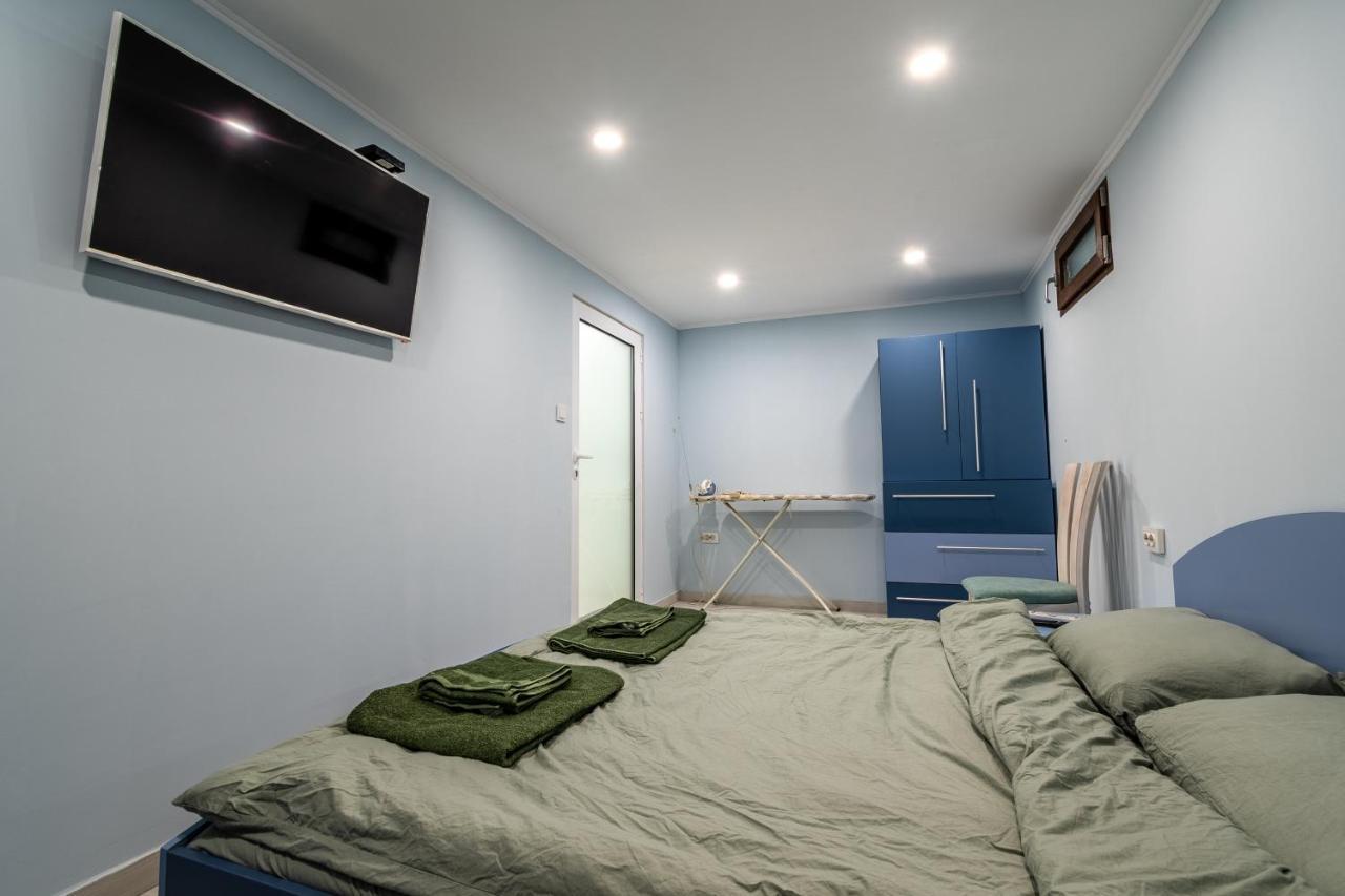 Sweet Apartemen *